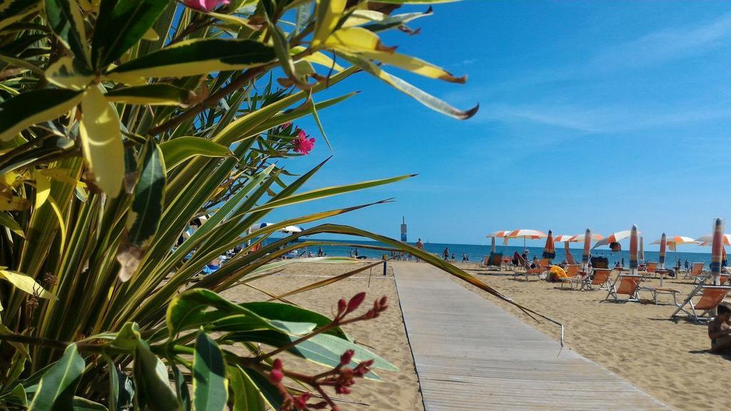 Appartamenti Narcisi Bibione Exterior foto